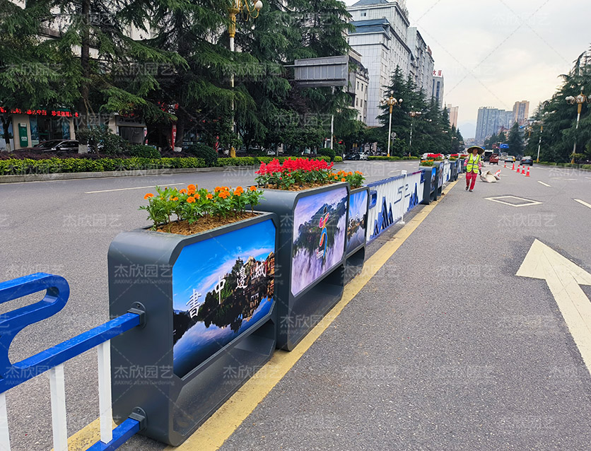 不銹鋼道路花箱護(hù)欄鋁板花箱定制款